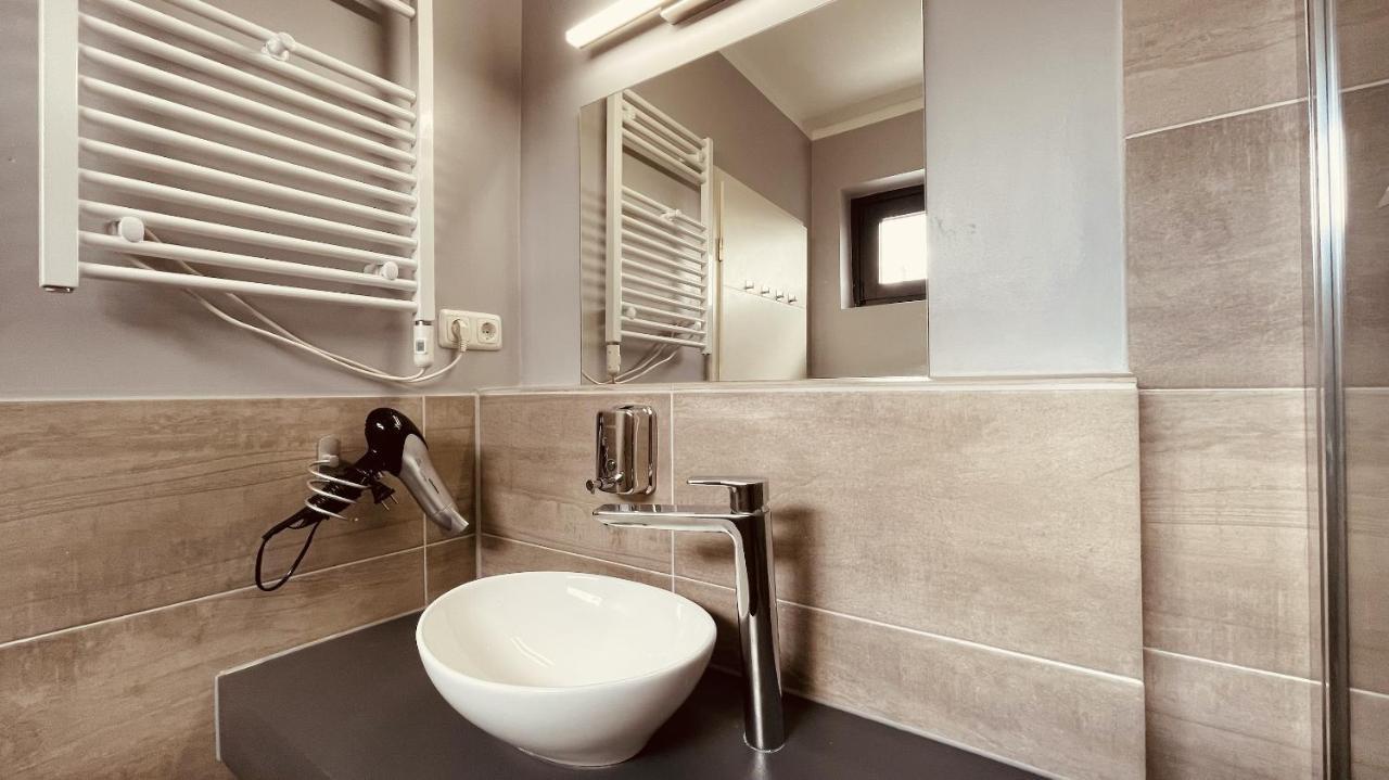 Apartment Glinde กลินเดอ ภายนอก รูปภาพ